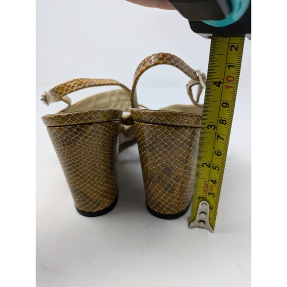 Etienne Aigner Charm Snakeskin Embossed Leather Wedges Gold Tan Sandals 9.5M - Picture 8 of 8